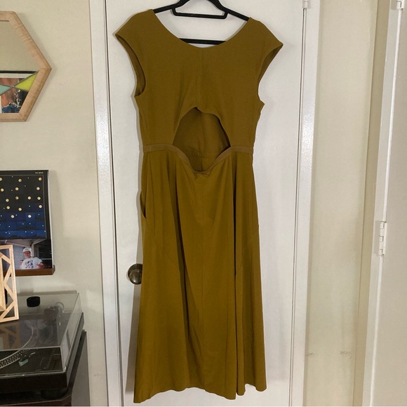 Athleta's Ryder Dress, Large, mustard - Picture 6 of 6